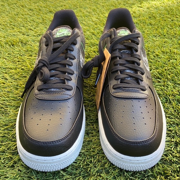 Nike Air Force 1 ‘07 LV8 - Picture 2 of 5